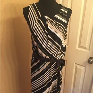White house black market print dress